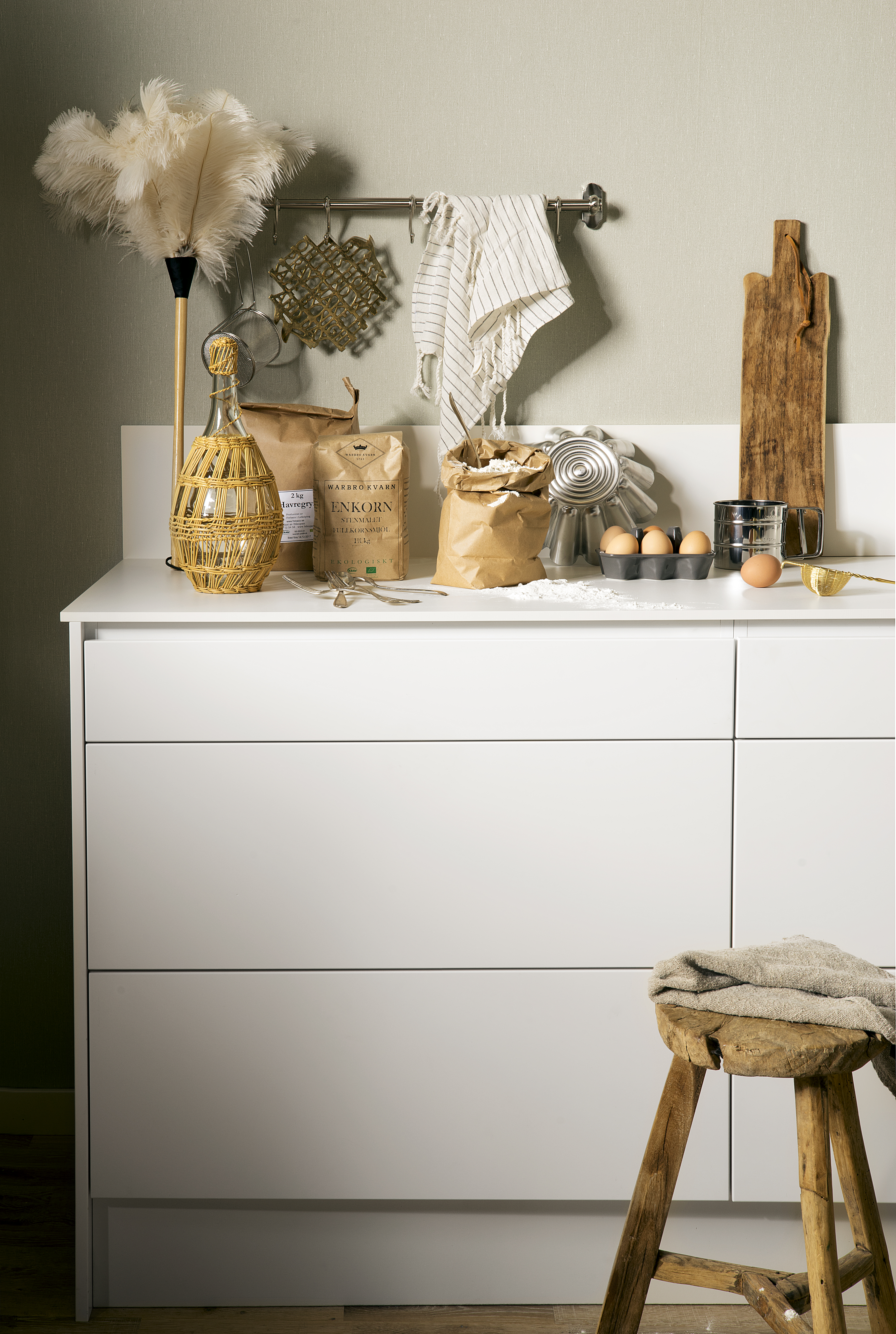 0085L Vit Kompaktlaminat